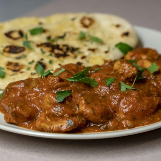 photo-1565557623262-b51c2513a641